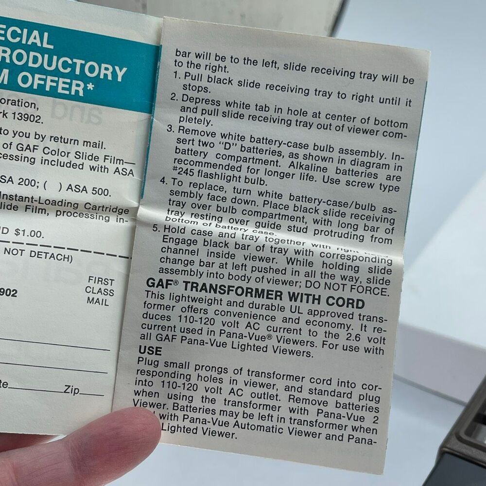 Vintage GAF Pana-Vue 2 lighted 2X2 slide viewer Not tested - Picture 9 of 9